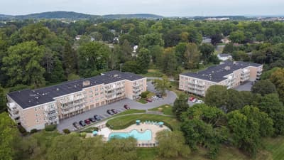 Barrcrest Aerial.JPG